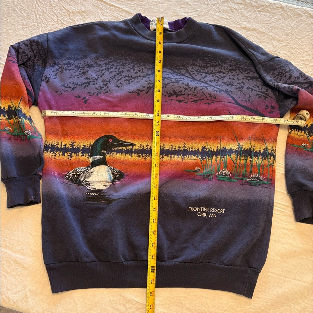 Vintage Sunset Scene Crewneck Sweater - Picture 4 of 4